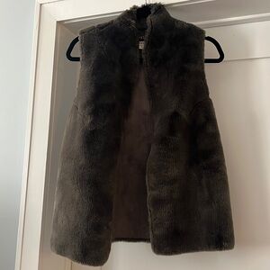 WHISTLES faux fur vest size small